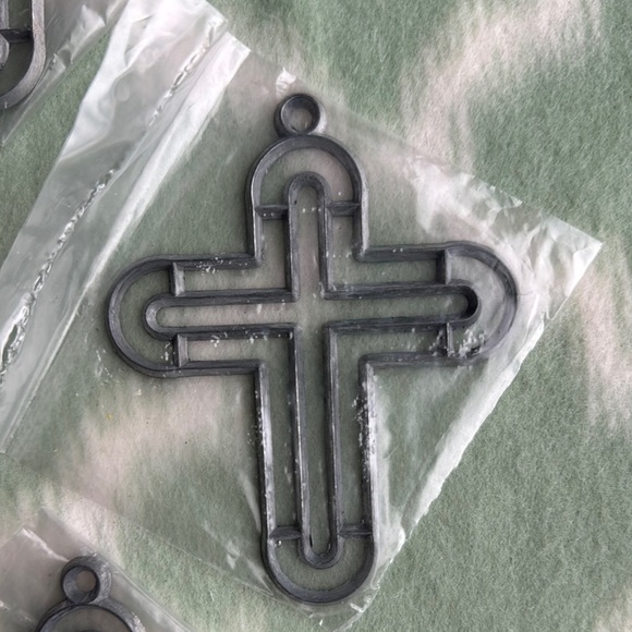 Set of 12 Silver Cross Ornaments - Picture 3 of 5